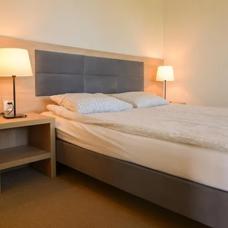 Piaskowy 2 Проживание в семье *