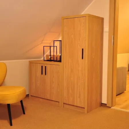 Piaskowy 2 詹塔尔